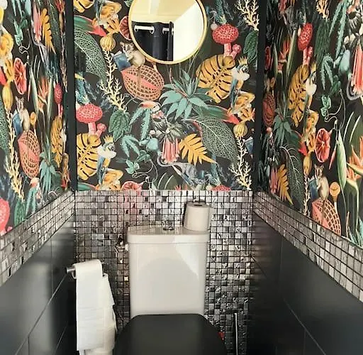 Hébergement de vacances Charmante Maison - Wifi Fibre, Parking, Terrasse - Port Et à Pied *