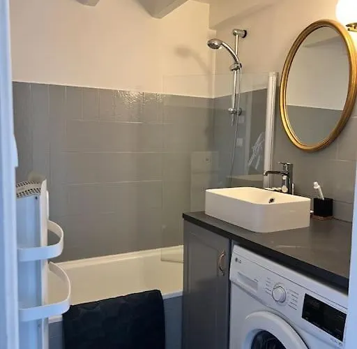 Charmante Maison - Wifi Fibre, Parking, Terrasse - Port Et à Pied Hébergement de vacances *