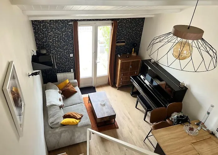 Charmante Maison - Wifi Fibre, Parking, Terrasse - Port Et à Pied